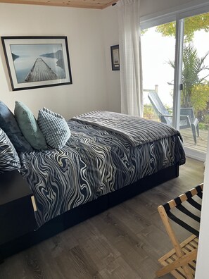 4 bedrooms, internet, bed sheets