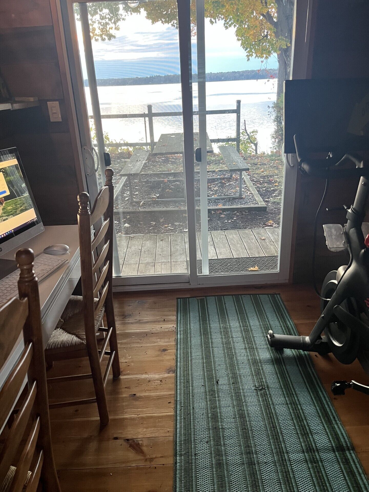 المنشأة من الداخل