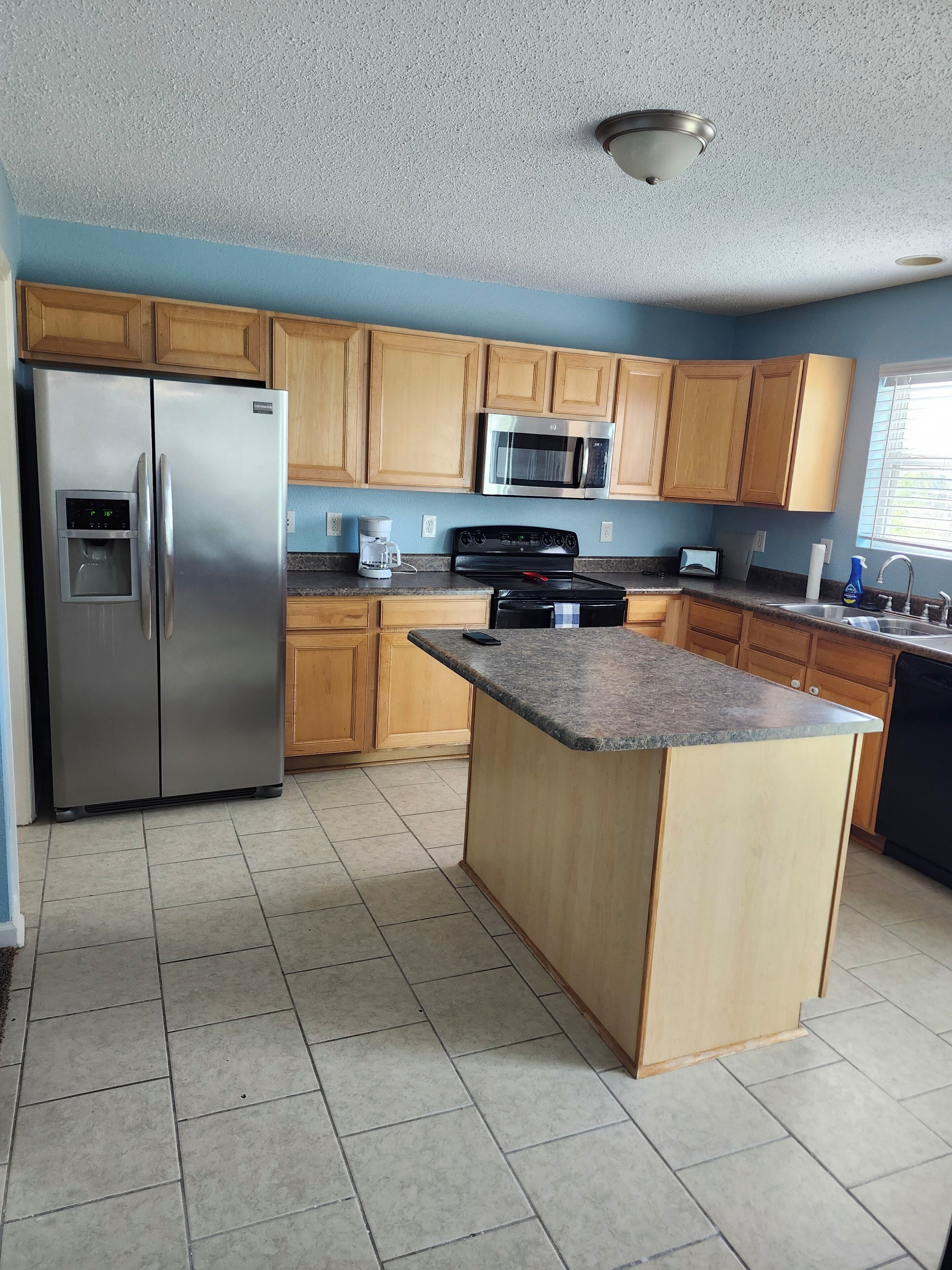 Microwave, stovetop, dishwasher