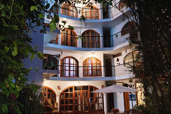 Fachada de la propiedad