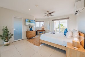 3 chambres, bureau, lit de bébé portatif, Wi-Fi