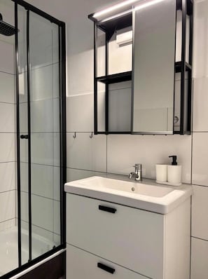 Apartment | Badezimmer
