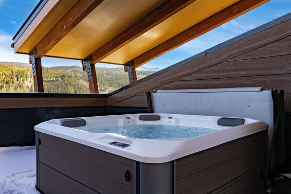 Baignoire à remous extérieure