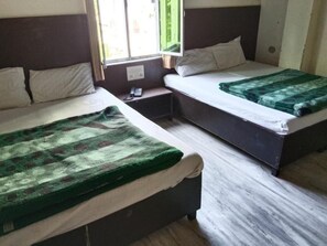 Free WiFi, bed sheets - Hotel Jaipur Station (Jaipur)