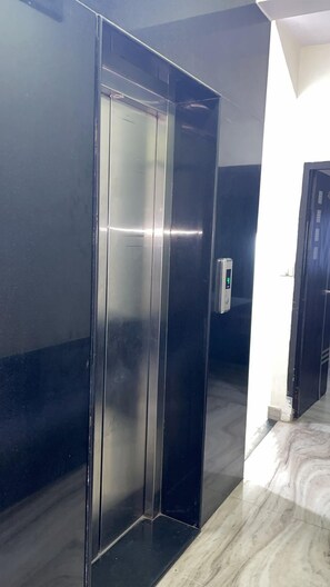 Elevator