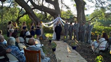 Rumah, 5 kamar tidur | Area banquet outdoor