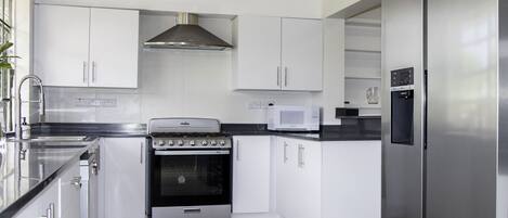 Villa, 4 Schlafzimmer | Eigene Küche