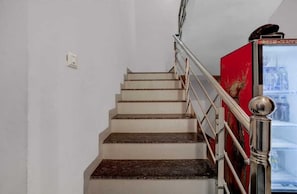 Habitación Deluxe doble, vistas a la ciudad | Zona de estar