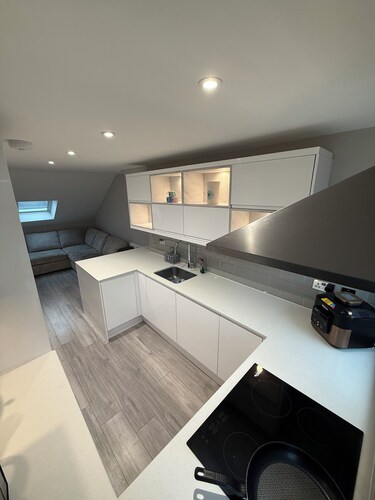 Modern 1-Bed Flat w/Garden|Pets & Families Welcome