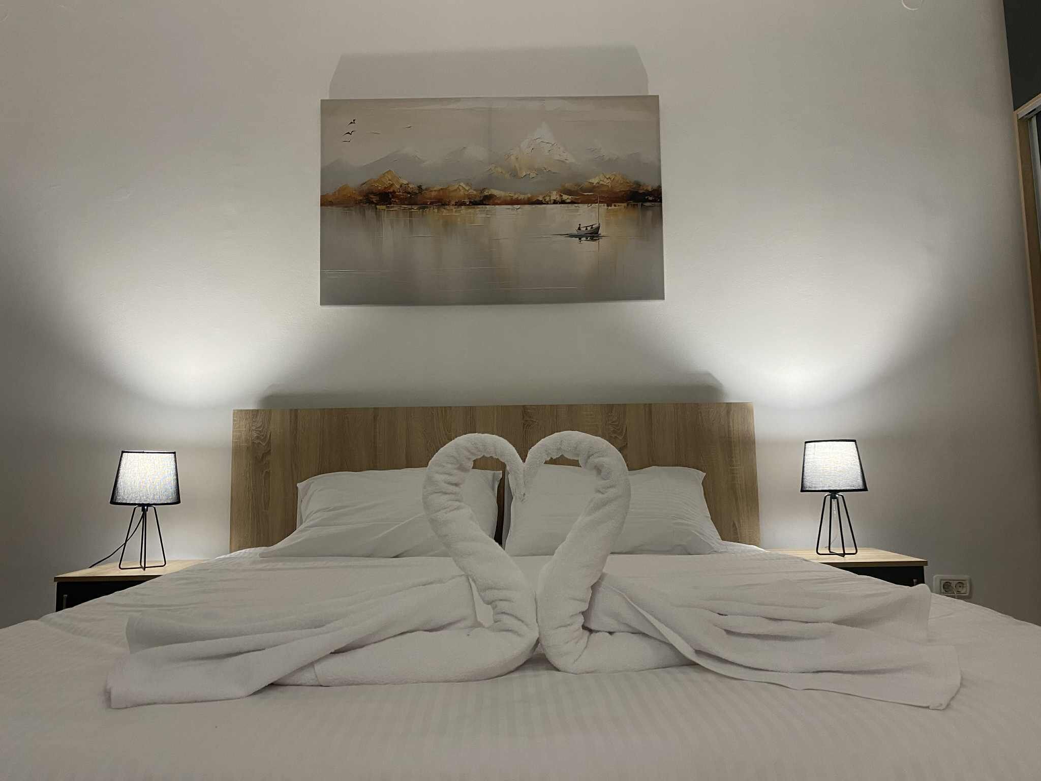 2 dormitorios, escritorio, tabla de planchar con plancha y wifi gratis