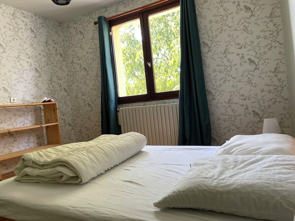 6 bedrooms, free WiFi