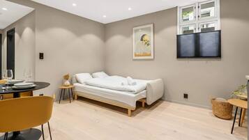 2 bedrooms, iron/ironing board, travel crib, WiFi