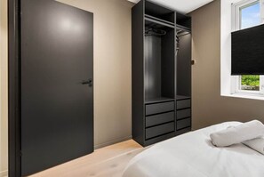 3 chambres, fer et planche à repasser, lit parapluie, Wi-Fi