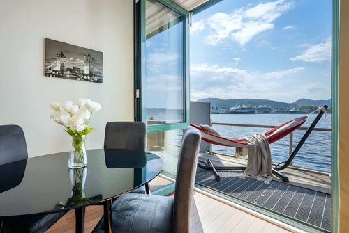 107SB10 - 2BR Balcony