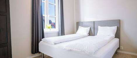 2 chambres, fer et planche à repasser, lit parapluie, Wi-Fi