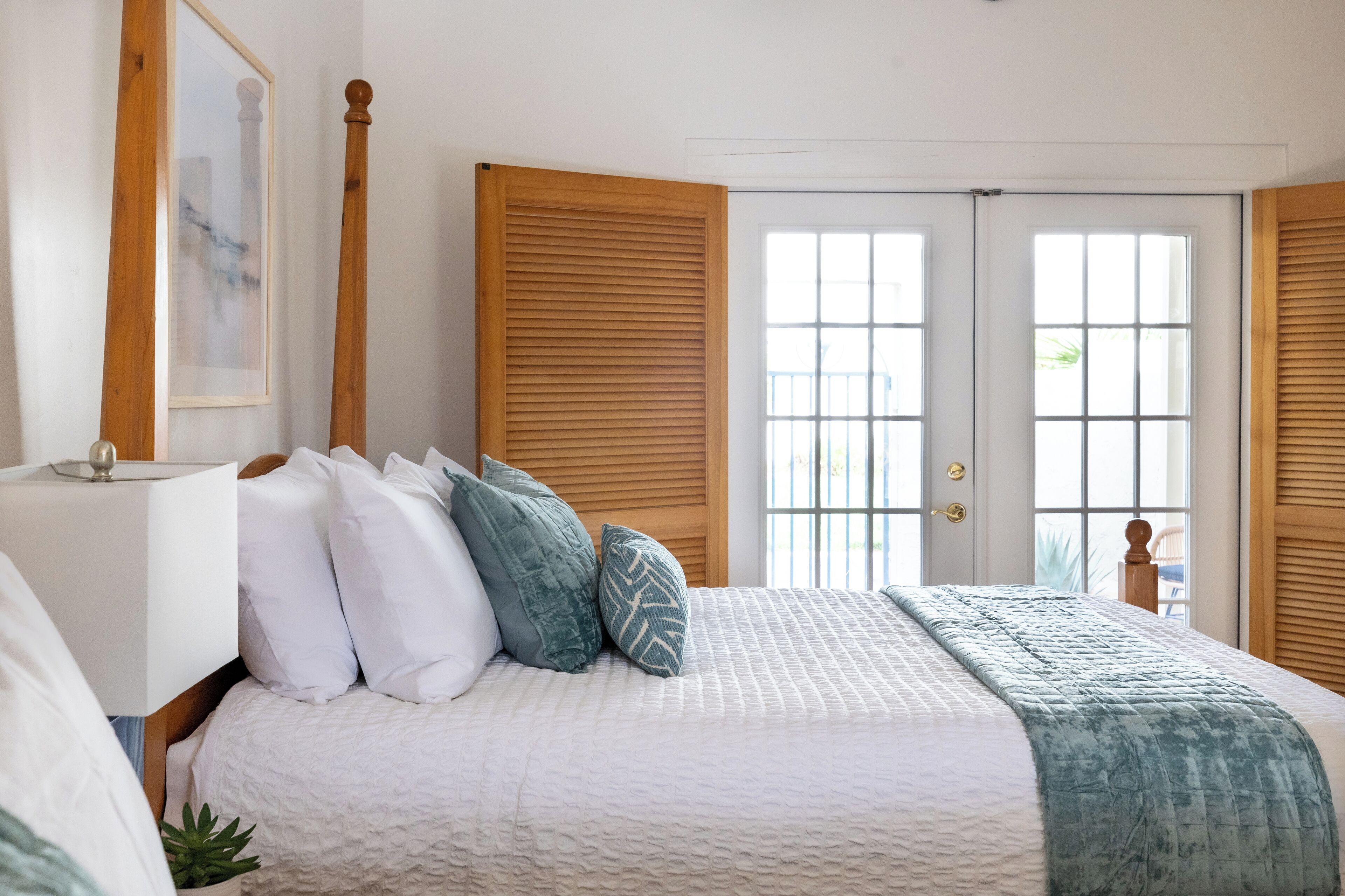 デスク、アイロン / アイロン台、旅行用ベビーベッド、WiFi (無料)