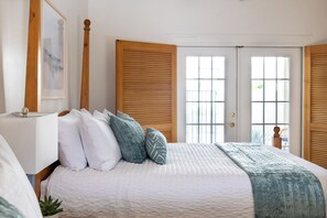 Desk, iron/ironing board, travel crib, free WiFi - *New* Pool, Hot Tub & Pickleball-Desert Seaside Escape (Saint George)