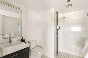 Shower, hair dryer, shampoo