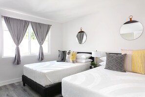 3 habitaciones, tabla de planchar con plancha, wifi y ropa de cama