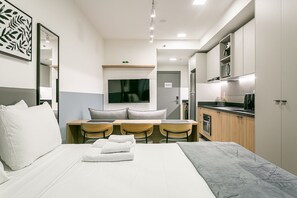 Silitysrauta/-lauta, internet, vuodevaatteet