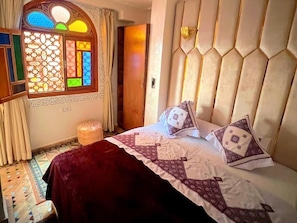 6 bedrooms, free WiFi
