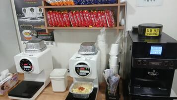 Desayuno de autoservicio incluido todos los dรญas