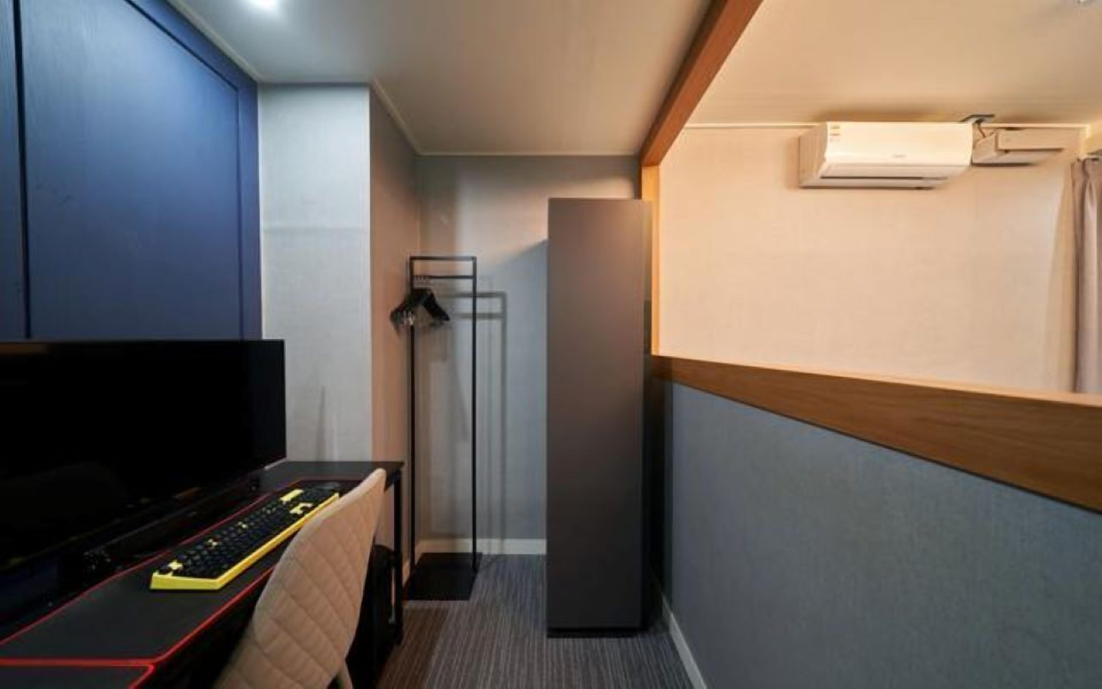 Premium Double Room | Desk, free WiFi