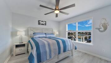 4 bedrooms, free WiFi, bed sheets