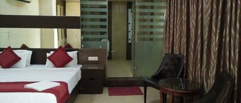 Habitación doble de lujo | Wifi gratis y ropa de cama