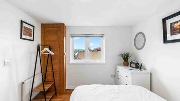 1 bedroom, iron/ironing board, bed sheets