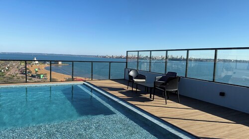 Apartment in front of San José beach in the city of Encarnación Py.