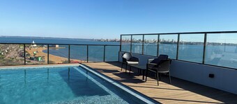 Apartment in front of San José beach in the city of Encarnación Py.