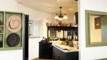 Refrigerador, horno, placa de cocina, lavavajillas