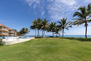 公寓, 1 间卧室, 吸烟房, 阳台 | 泳池 | 室外游泳池