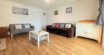 Heartfelt Cambridge Home Quiet and Peaceful