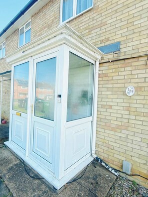 تفاصيل الفندق من الخارج