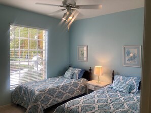 2 bedrooms, iron/ironing board, internet, bed sheets