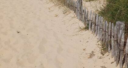 Seaside house with direct access