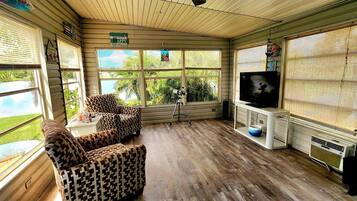 Smart TV y impresora