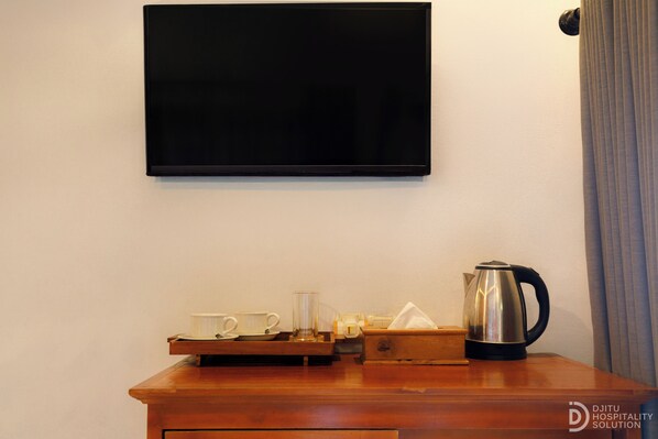 Room - Sekumpul Guest House (Sawan)