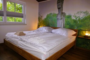 1 bedroom, free WiFi, bed sheets