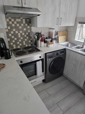 Microwave, oven, stovetop, dishwasher