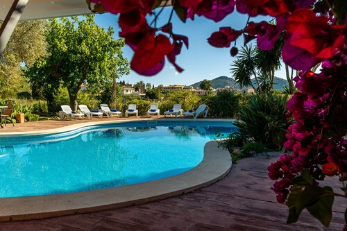 Fantastic finca with a large pool and just a few steps from Alcúdia's old town
