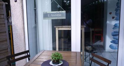 Villa 75m² classified 2*, close to shops equipped with mosquito repellent