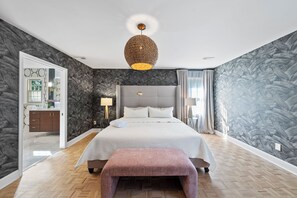 5 Schlafzimmer, Bügeleisen/Bügelbrett, WLAN, Bettwäsche