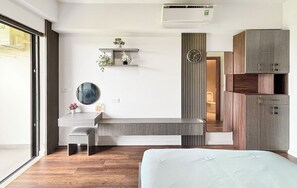 Desk, laptop workspace, blackout curtains, soundproofing - Lumiere Apartment Swanbay  (Nhon Trach)