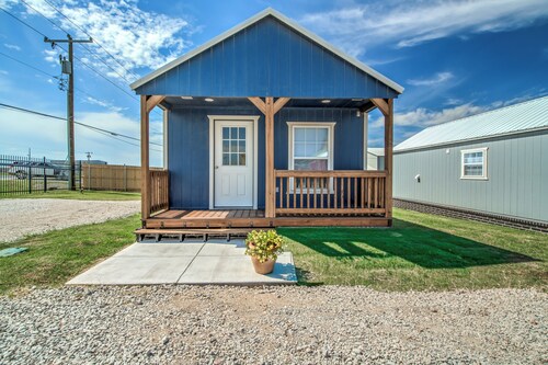 Charming 1-bedroom cottage on west side of OKC.
