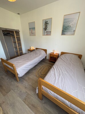 4 Schlafzimmer, Bügeleisen/Bügelbrett, WLAN, Bettwäsche