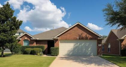 Spacious 3BR Home w/ Game Room, Gym & Study