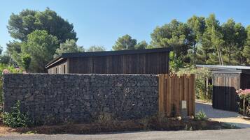 Enceinte de lâhĂ©bergement